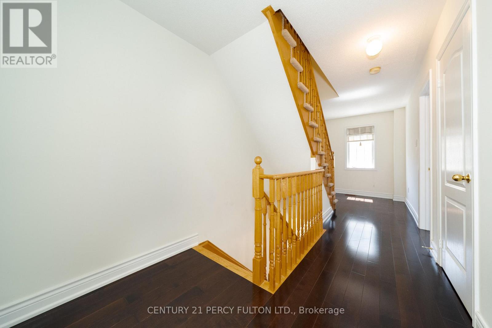 22 William Poole Way Property Photo 17
