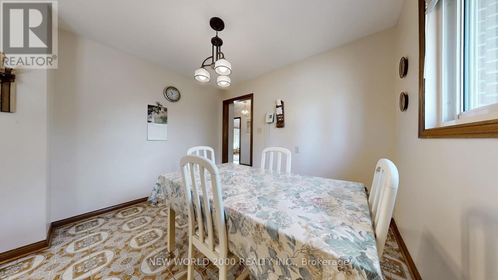 17 Squirewood Road Property Photo 16