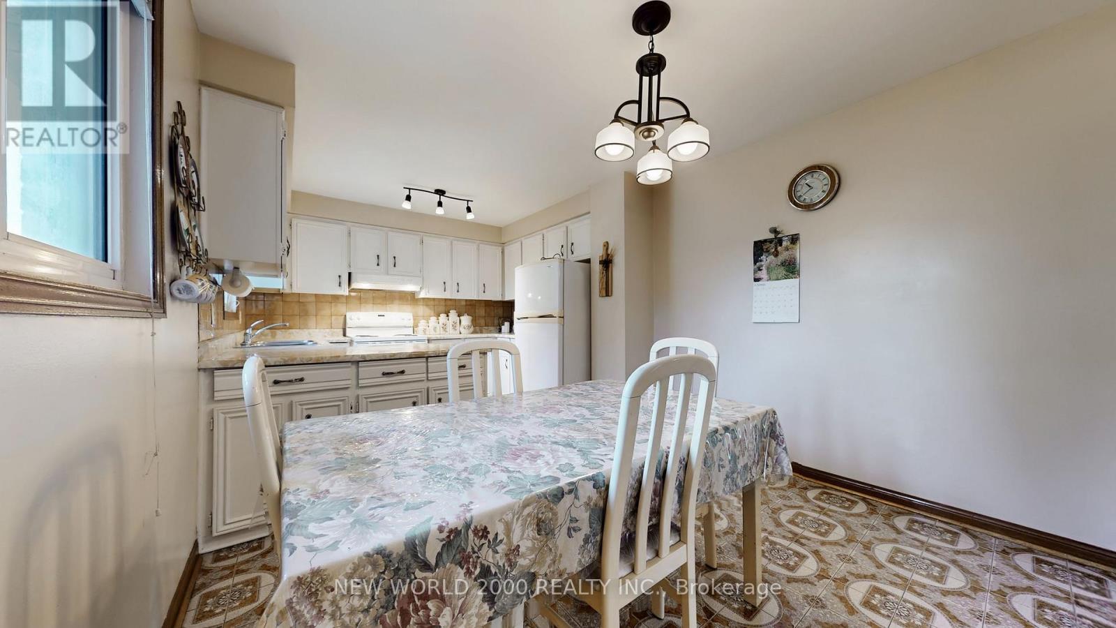 17 Squirewood Road Property Photo 17