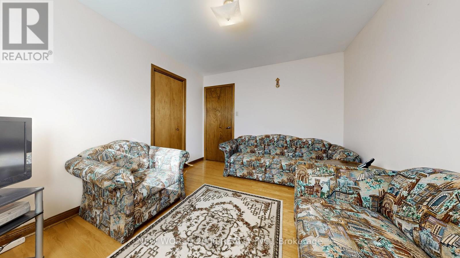 17 Squirewood Road Property Photo 19