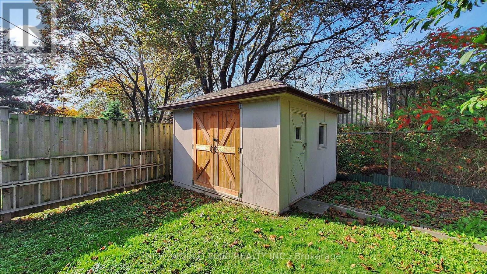 17 Squirewood Road Property Photo 39