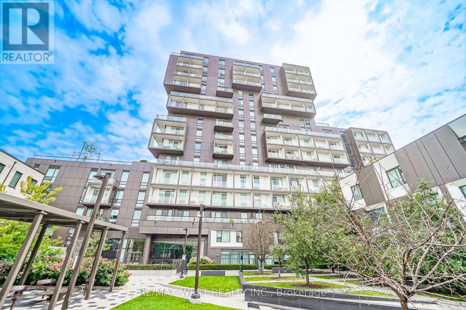 203 - 80 Vanauley Street Property Photo 1