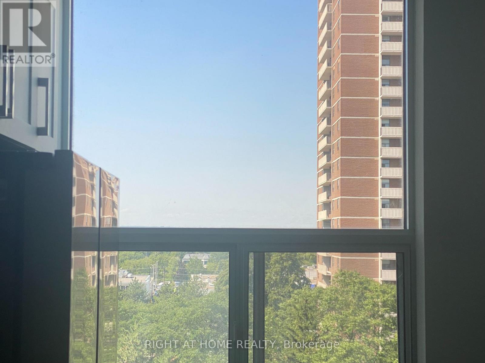 C13652430 Property Photo 12