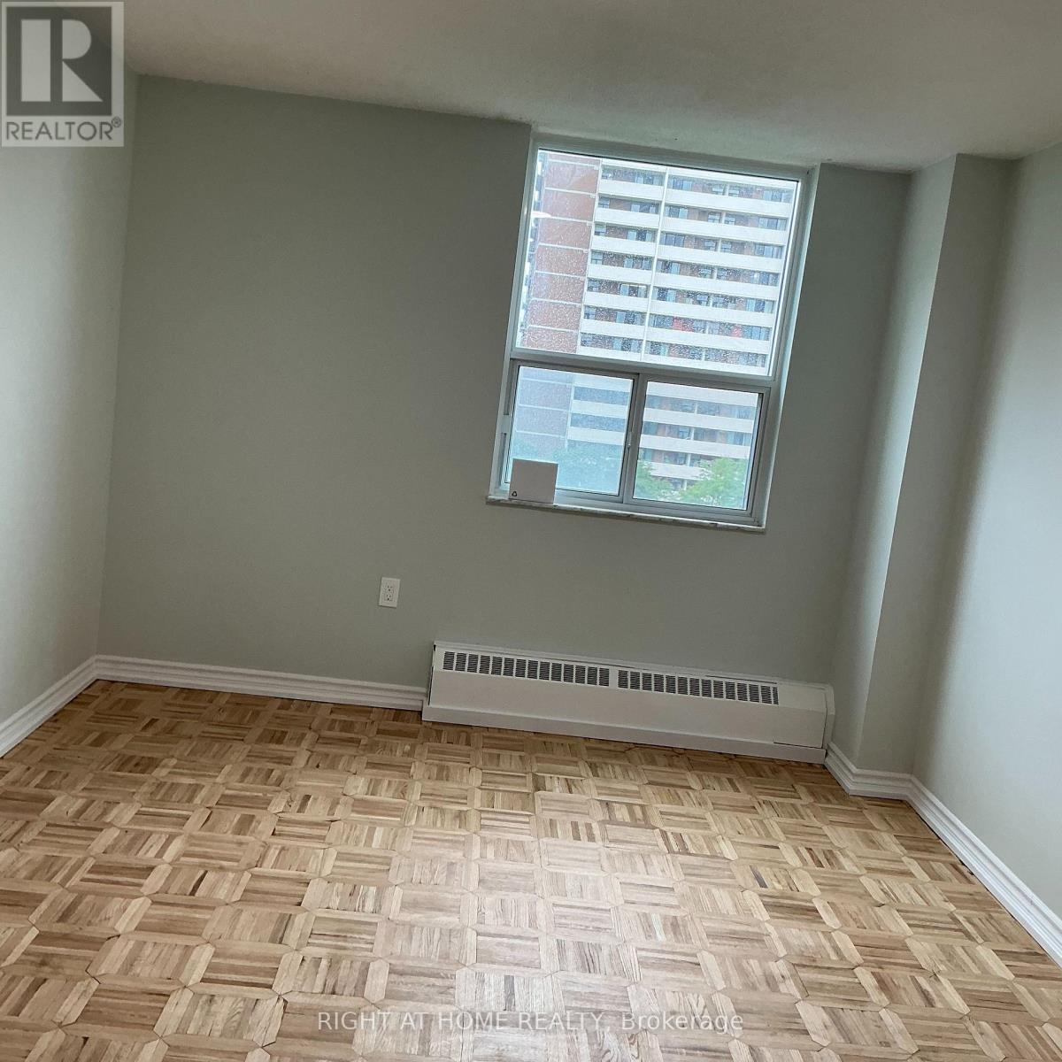 C13652430 Property Photo 13