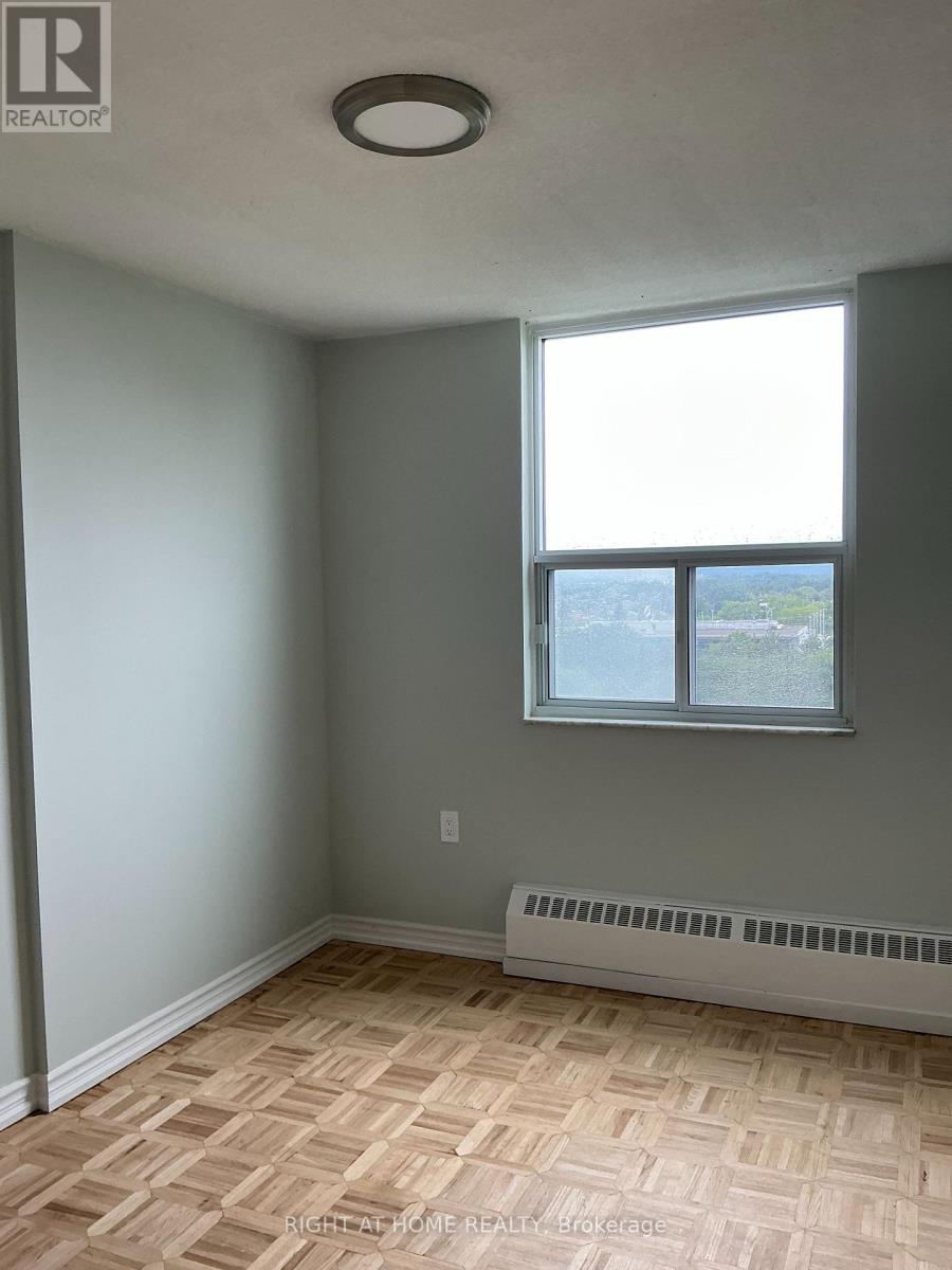 C13652430 Property Photo 17