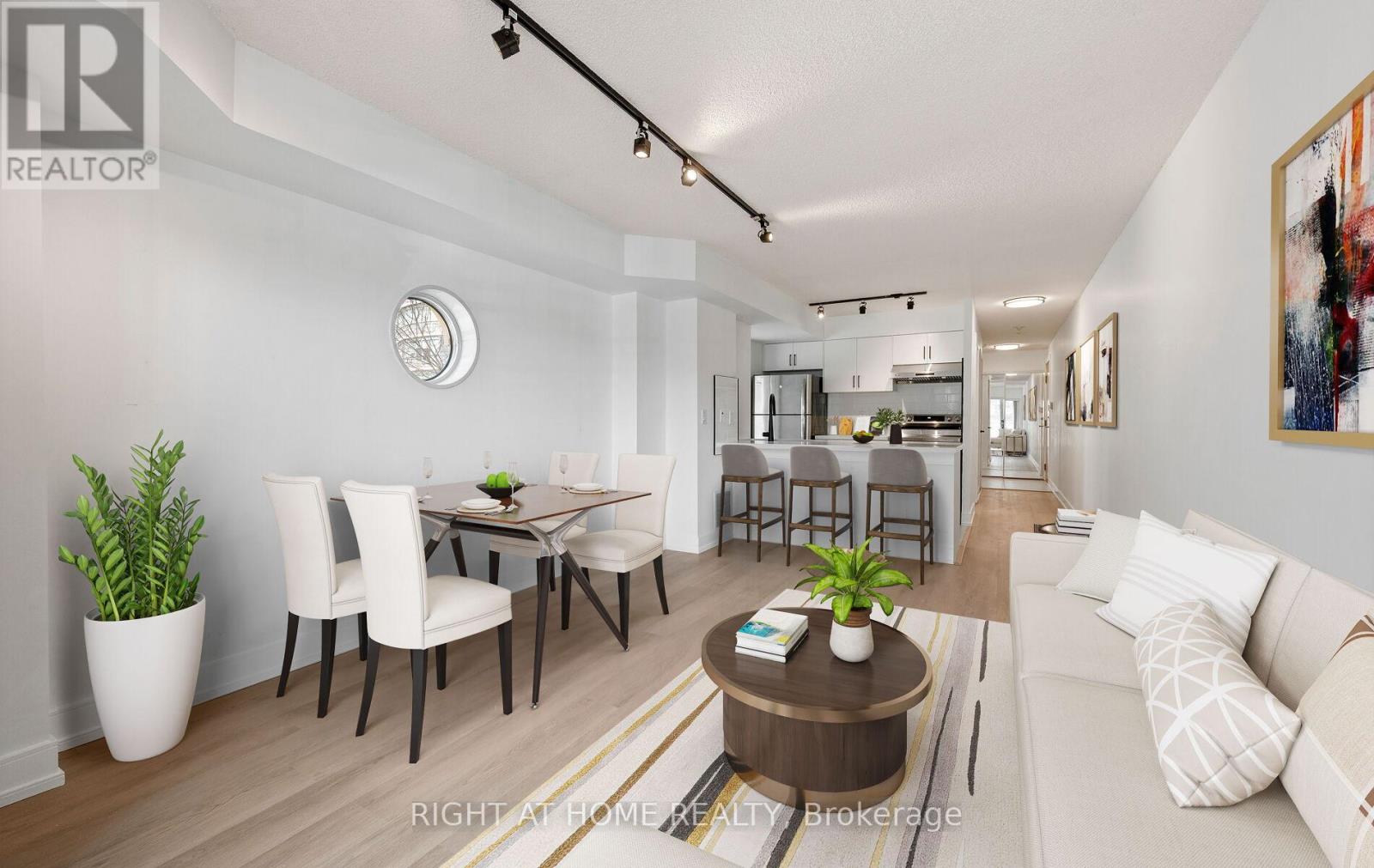 219 - 600 QUEENS QUAY Property Photo 1