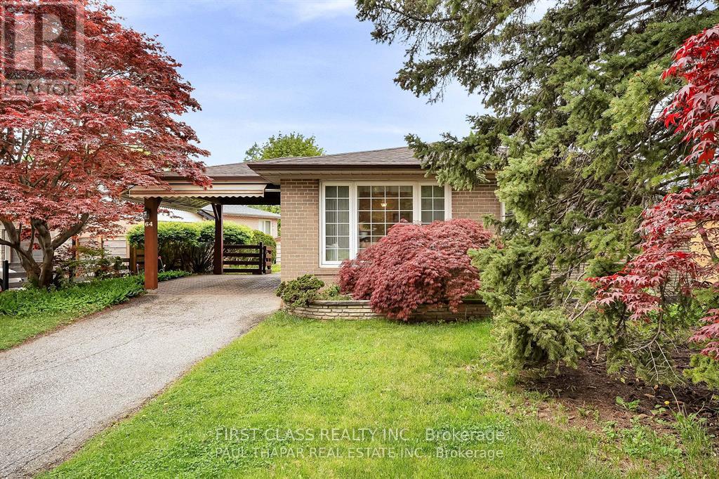 64 GROVE PARK CRESCENT