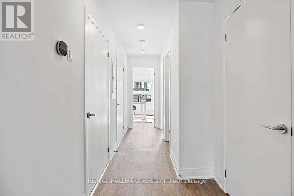 15 - 15 Brenthall Avenue Property Photo 5