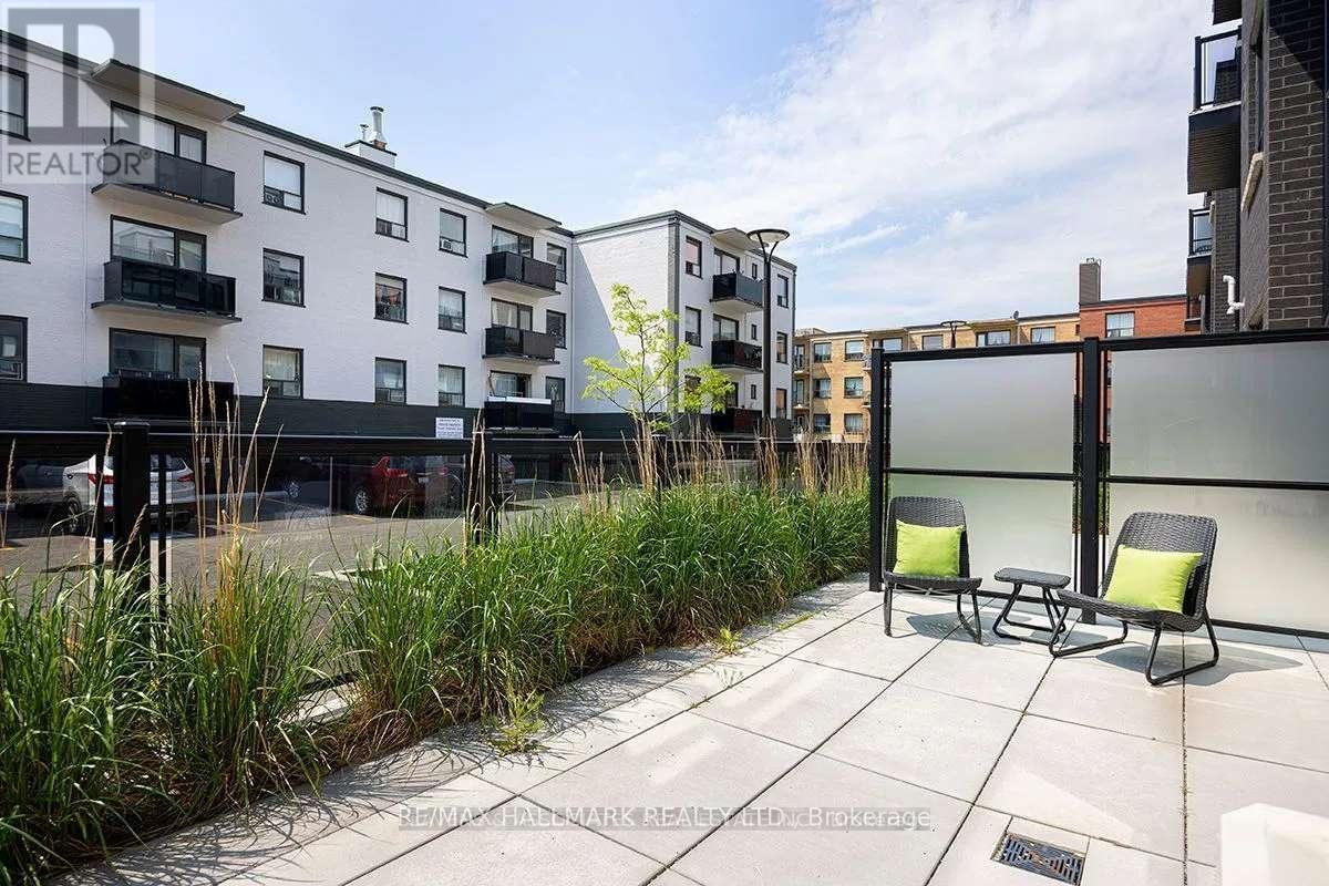 15 - 15 Brenthall Avenue Property Photo 10