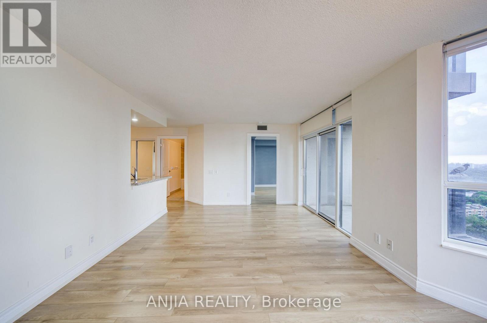 1811 - 10 Northtown Way Property Photo 13