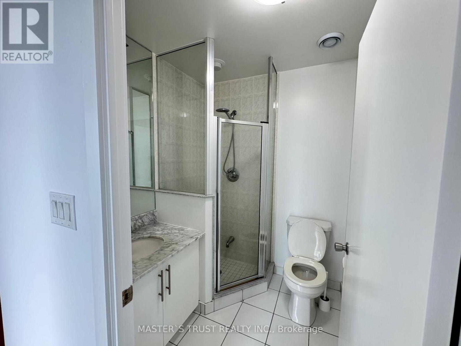 4502 - 65 Bremner Boulevard Property Photo 8