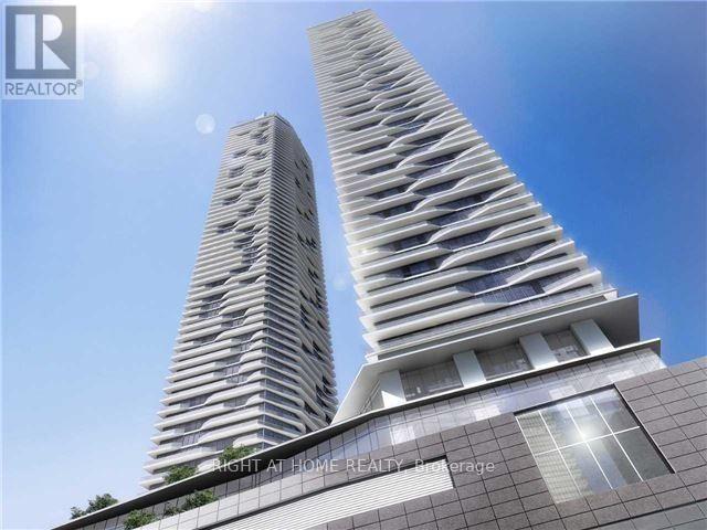 5704 - 100 Harbour Street Property Photo 1
