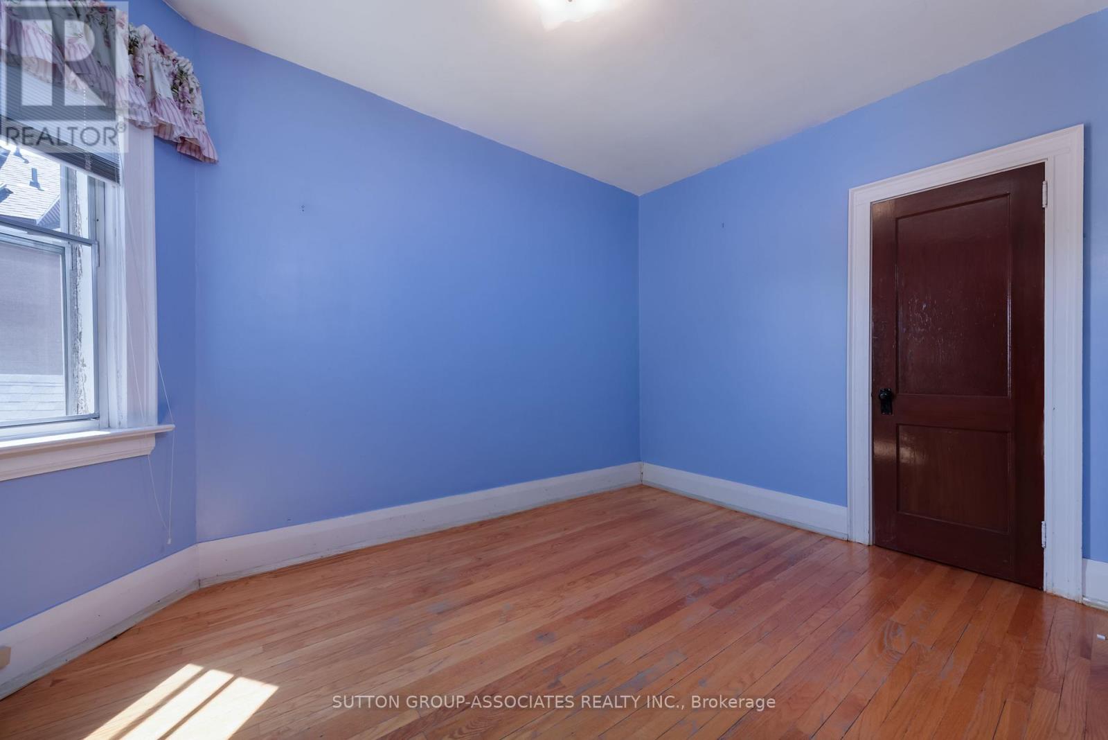 155 Earlsdale Avenue Property Photo 18