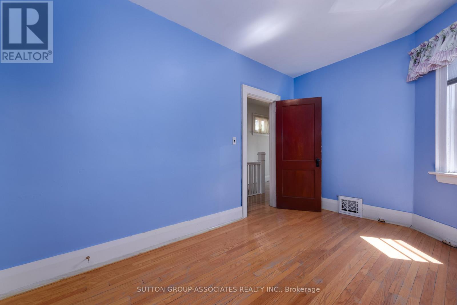 155 Earlsdale Avenue Property Photo 19