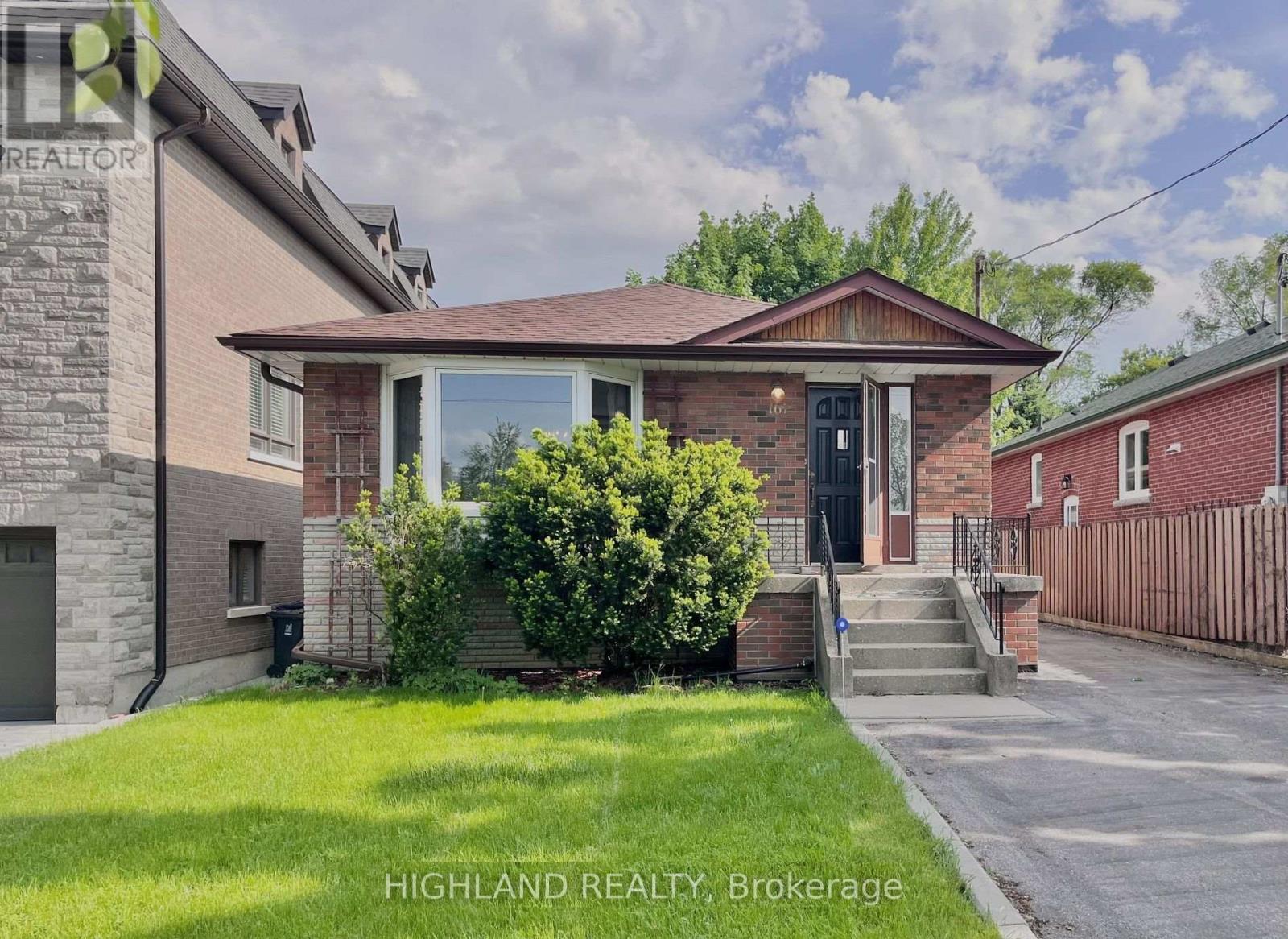 BASEMENT - 167 CHURCHILL AVENUE