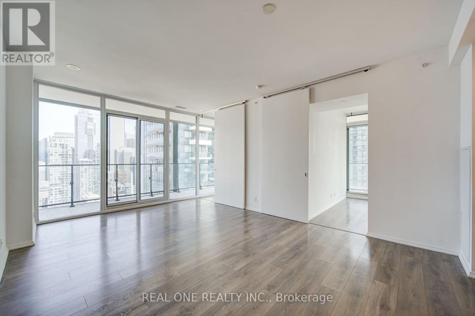 3409 - 125 Peter Street Property Photo 6