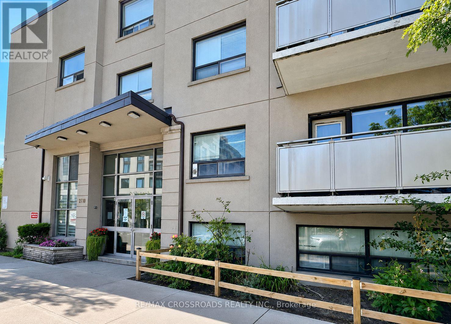 205 - 2770 YONGE STREET