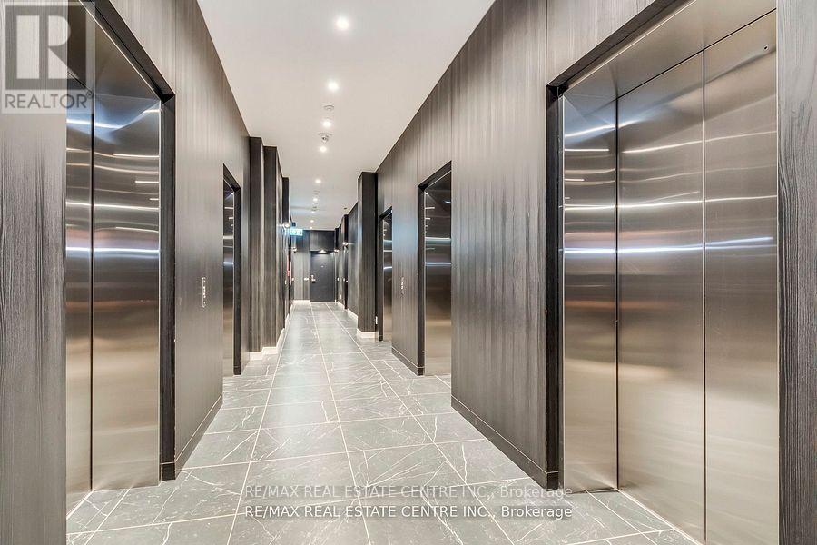 406 - 20 Edward Street Property Photo 6