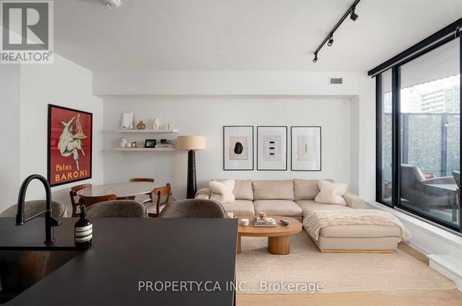 302 - 41 Dovercourt Road Property Photo 12