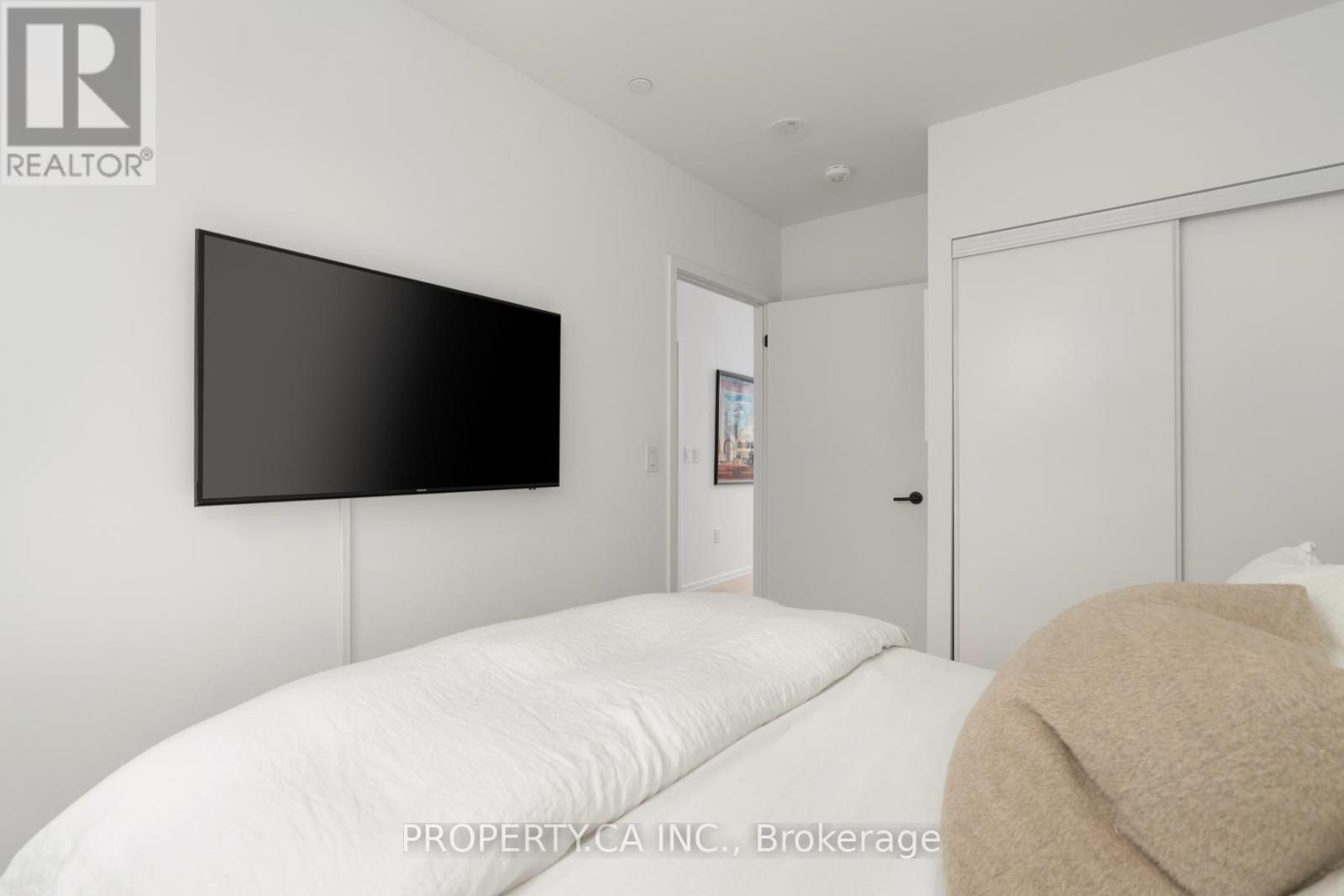 302 - 41 Dovercourt Road Property Photo 18