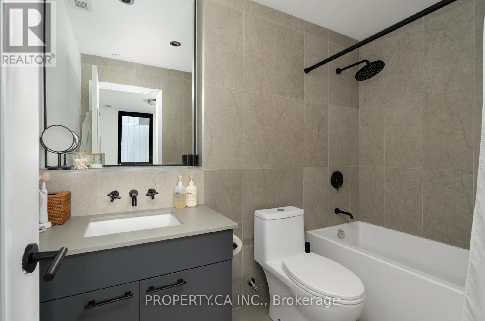 302 - 41 Dovercourt Road Property Photo 19