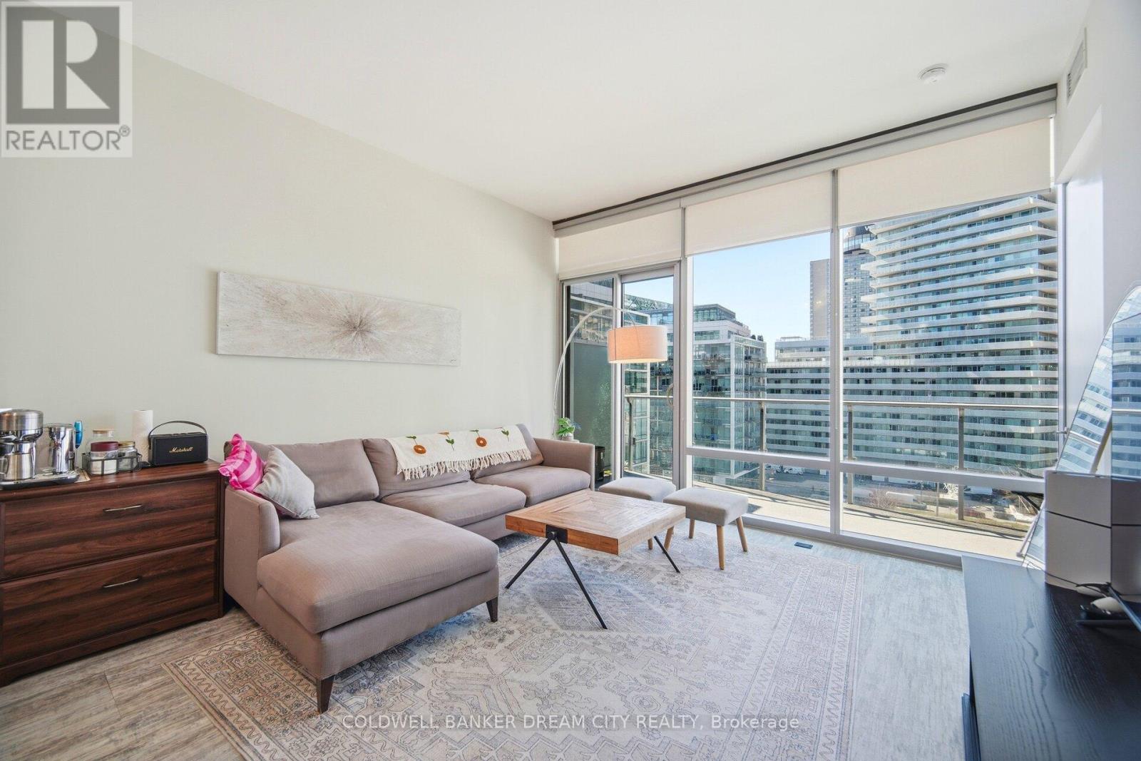 837 - 39 Queens Quay E Property Photo 14