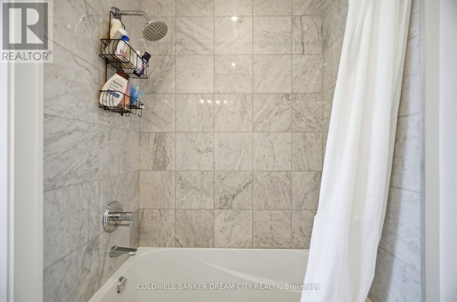 837 - 39 Queens Quay E Property Photo 27