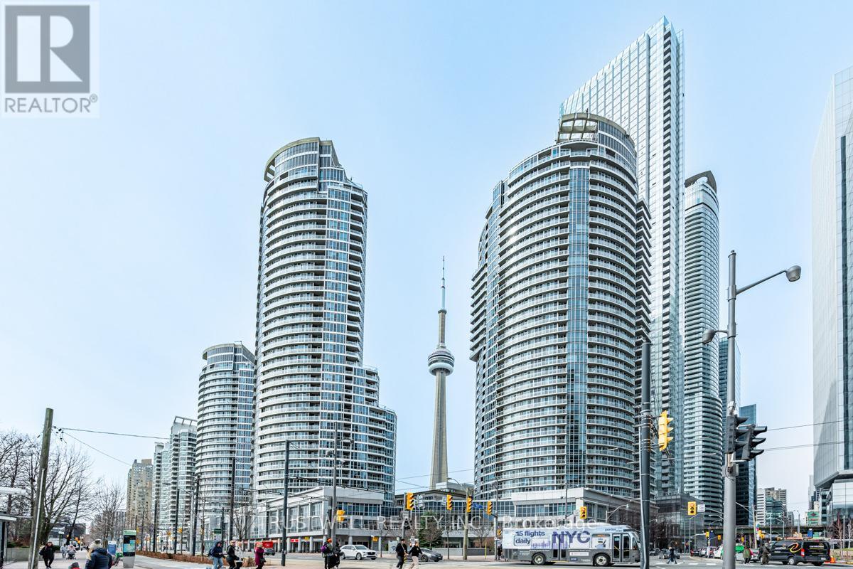511 - 208 Queens Quay W Property Photo 1