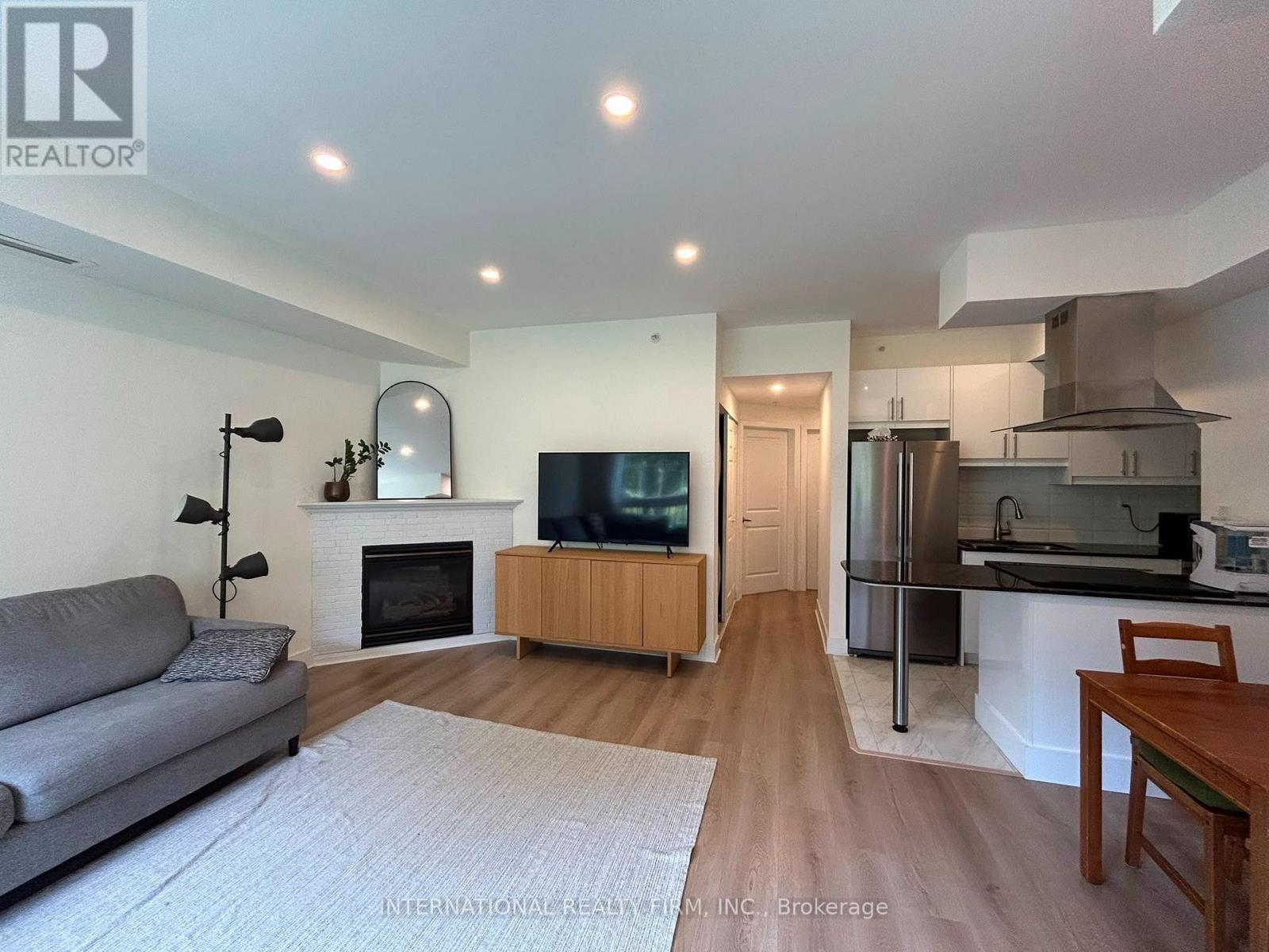 204 - 1785 EGLINTON AVENUE E