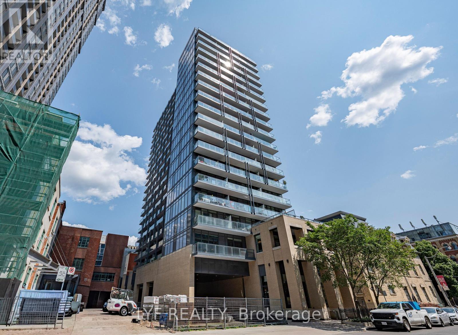 402 - 105 George Street Property Photo 1