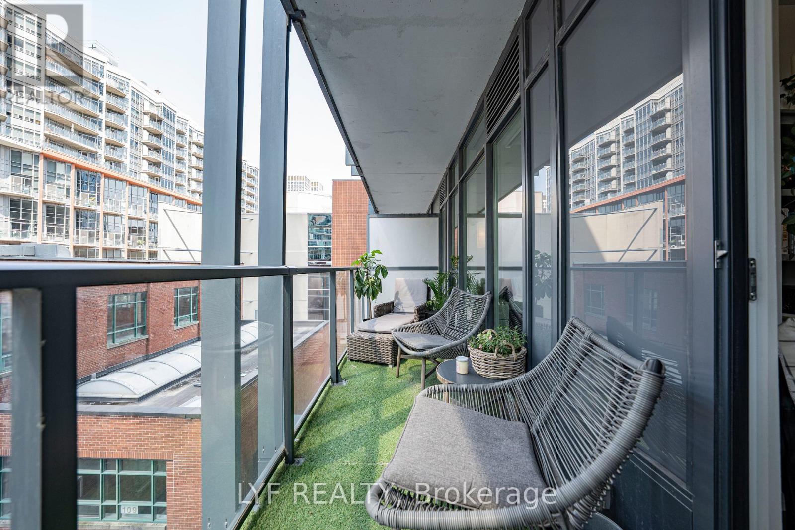 402 - 105 George Street Property Photo 6