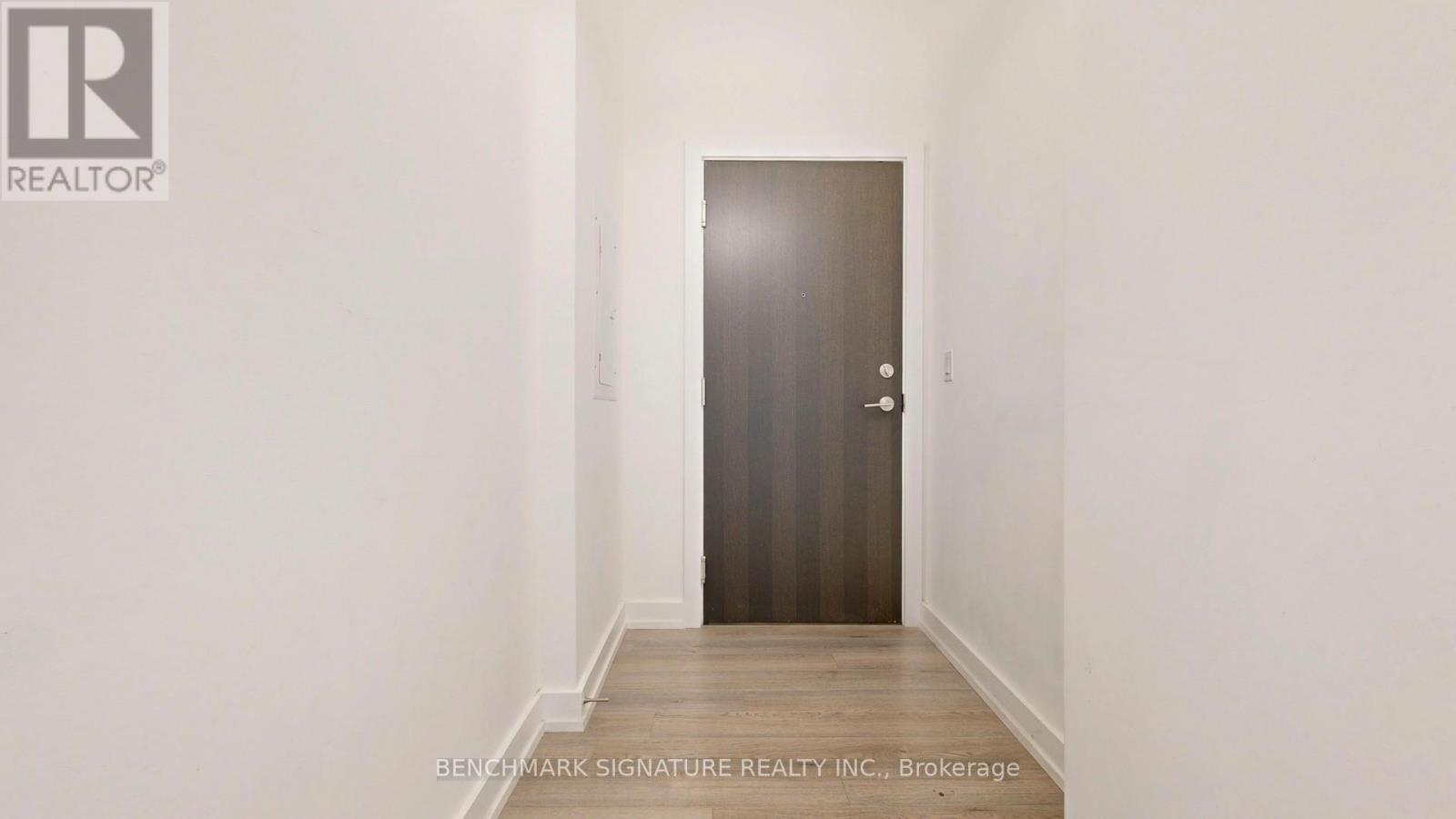 Th106 - 6 Parkwood Avenue Property Photo 28