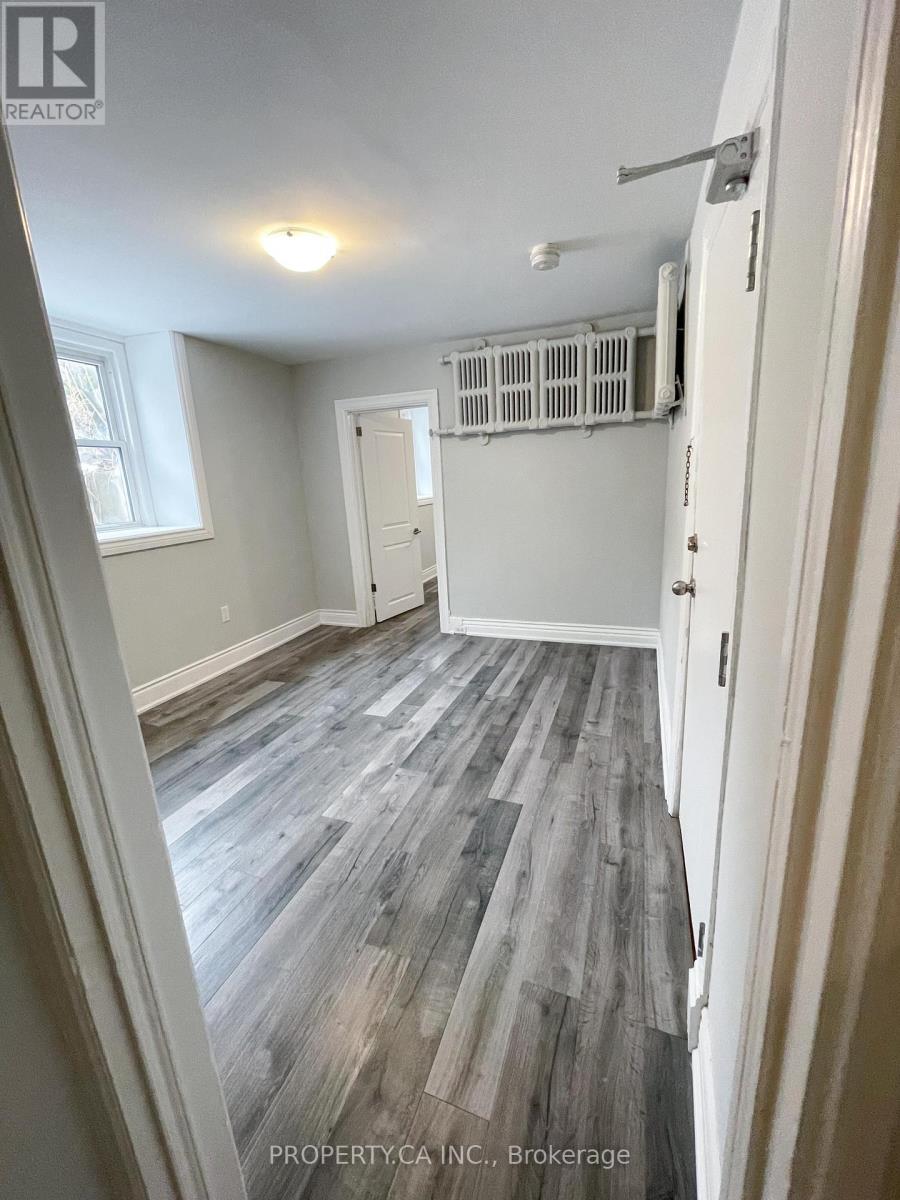 345 Gladstone Avenue Property Photo 25