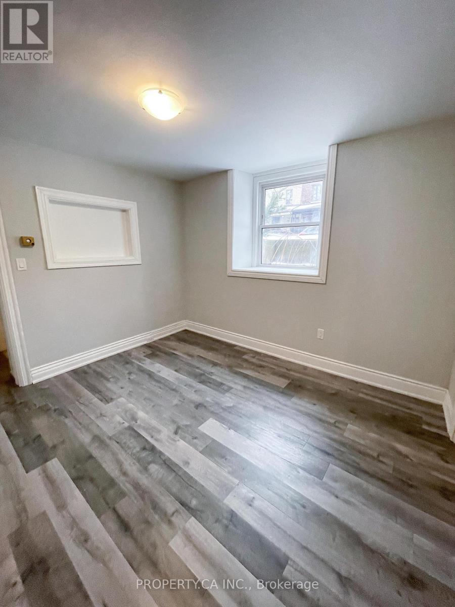 345 Gladstone Avenue Property Photo 27