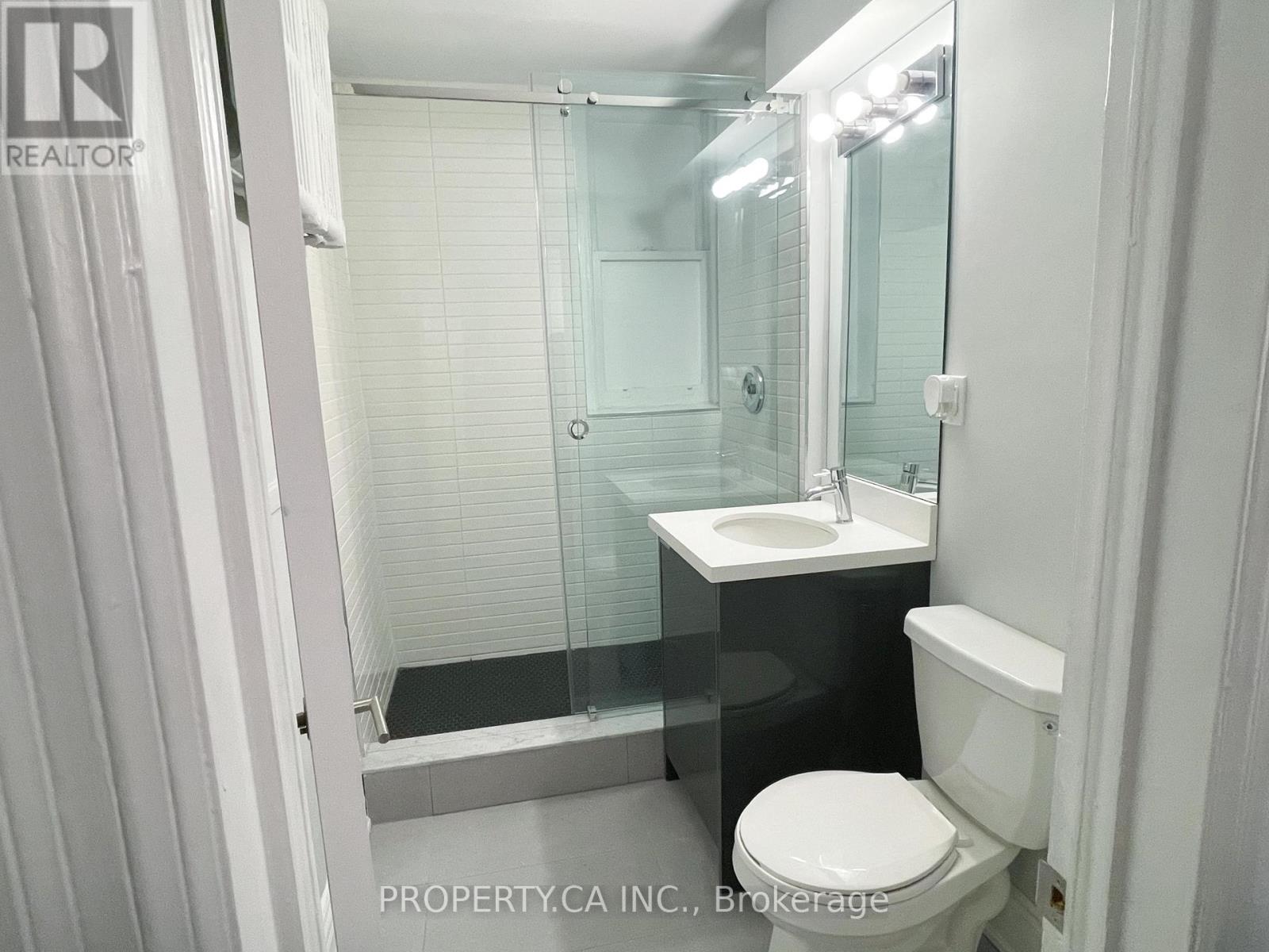 345 Gladstone Avenue Property Photo 29