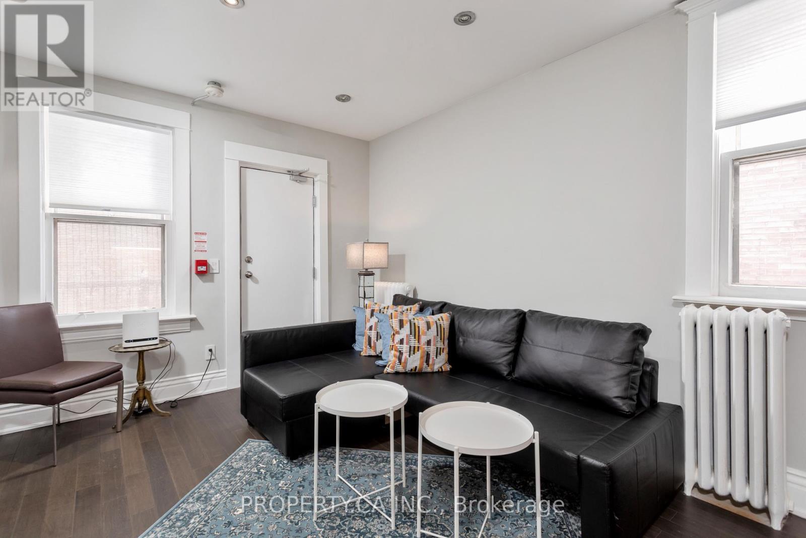 345 Gladstone Avenue Property Photo 34