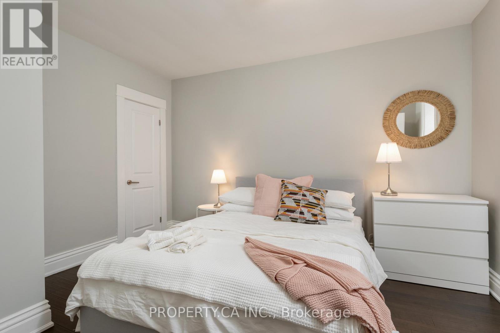 345 Gladstone Avenue Property Photo 37