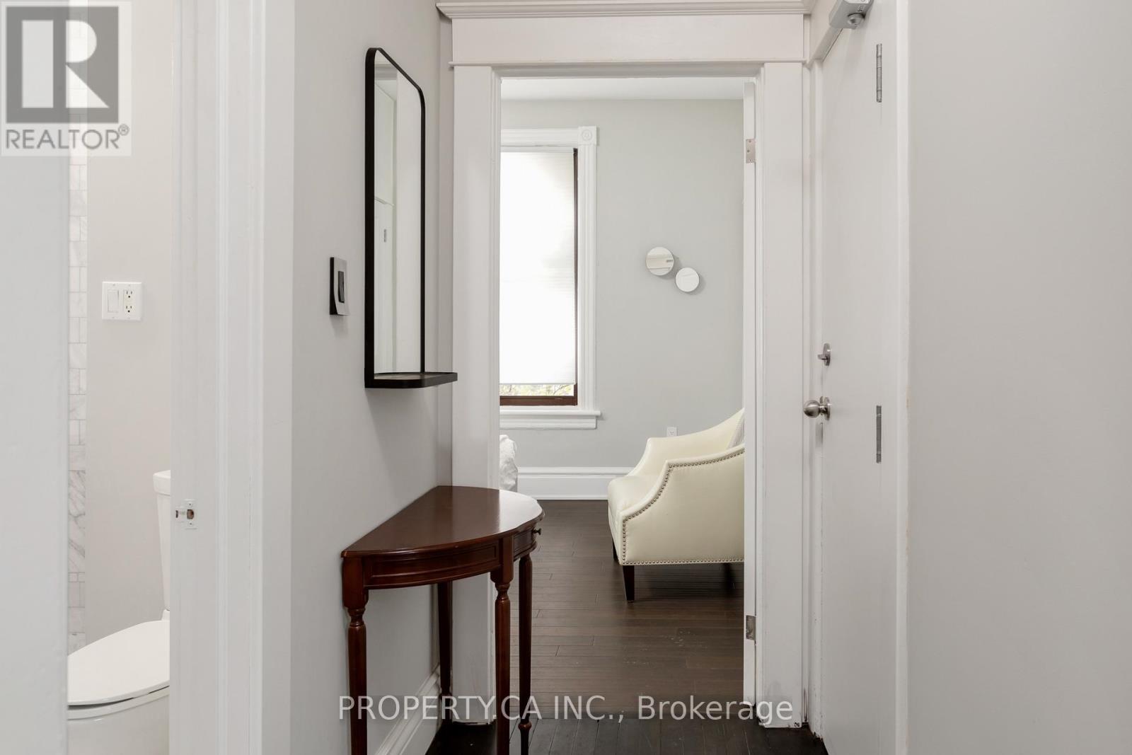 345 Gladstone Avenue Property Photo 39
