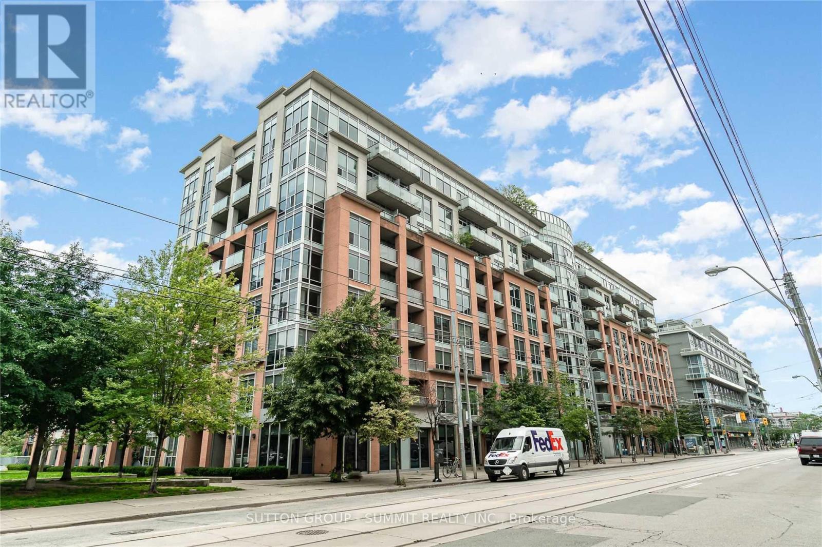 416 - 1005 KING STREET W Property Photo 1