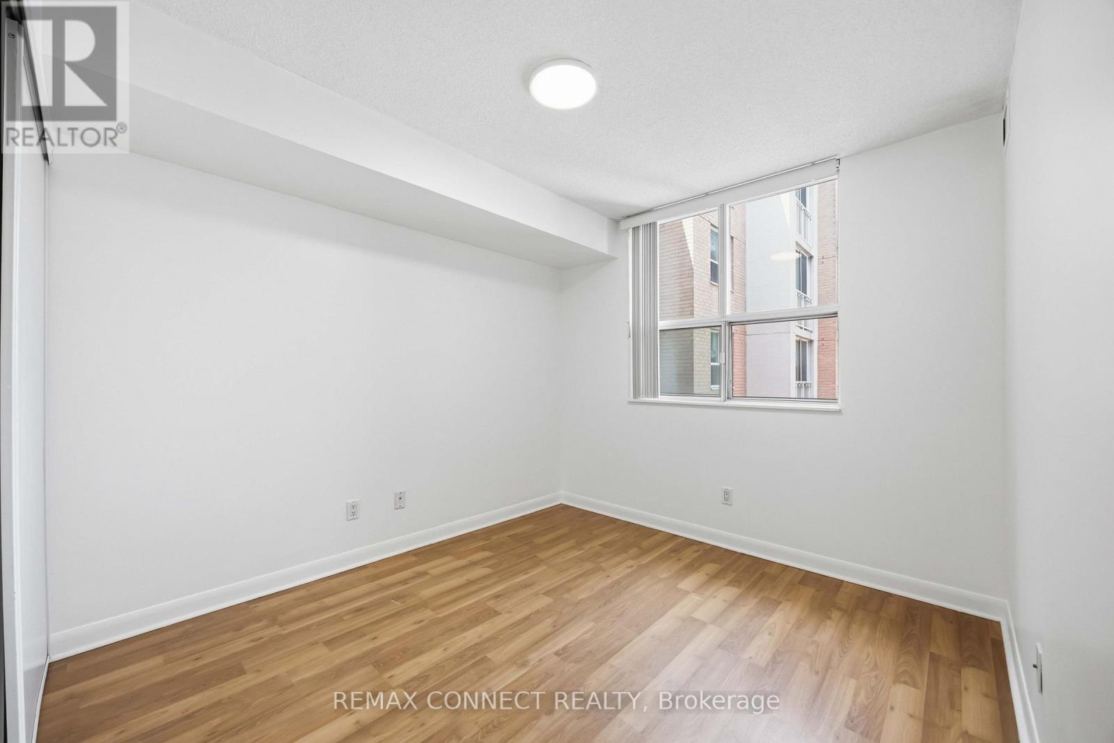 1254 - 313 Richmond Street E Property Photo 10