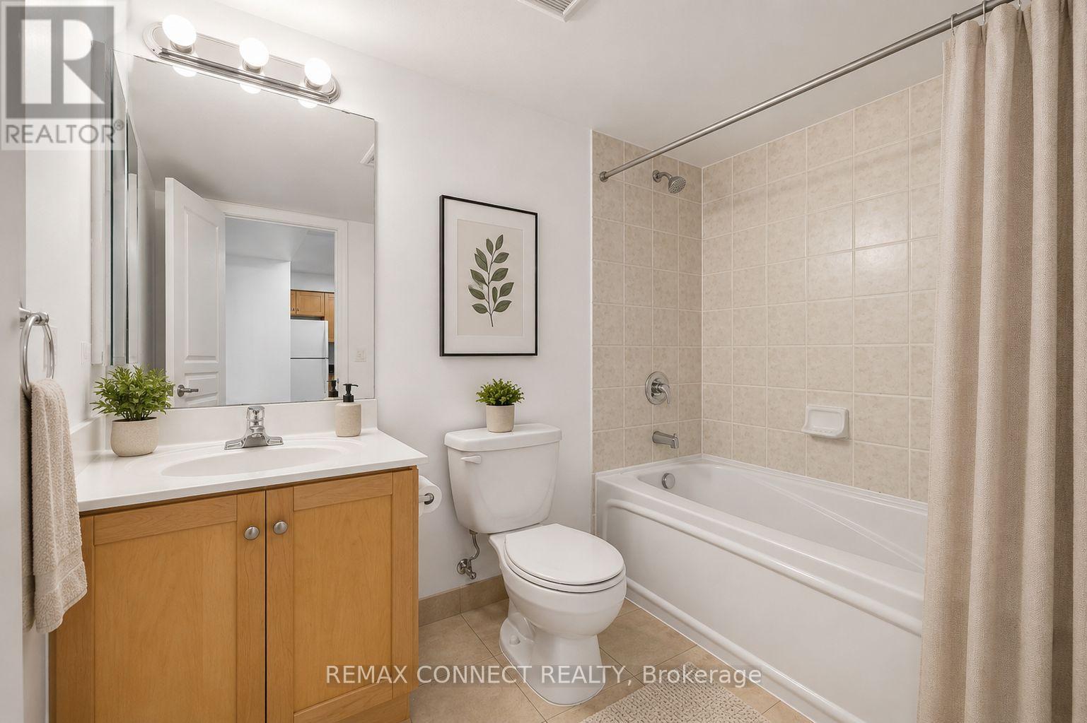 1254 - 313 Richmond Street E Property Photo 12