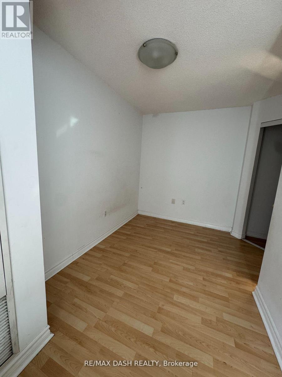 1113 - 109 Front Street E Property Photo 13