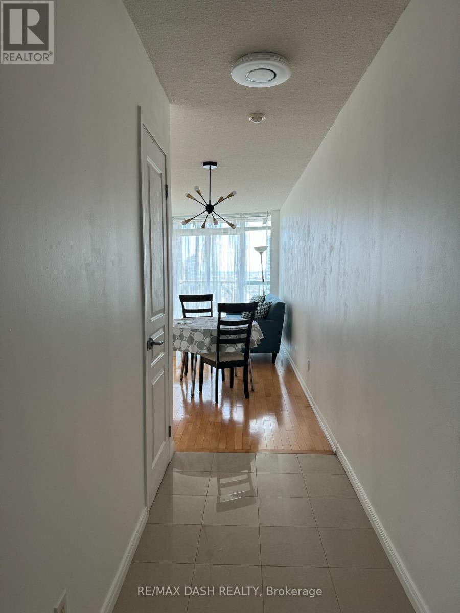 2809 - 18 Yonge Street Property Photo 2