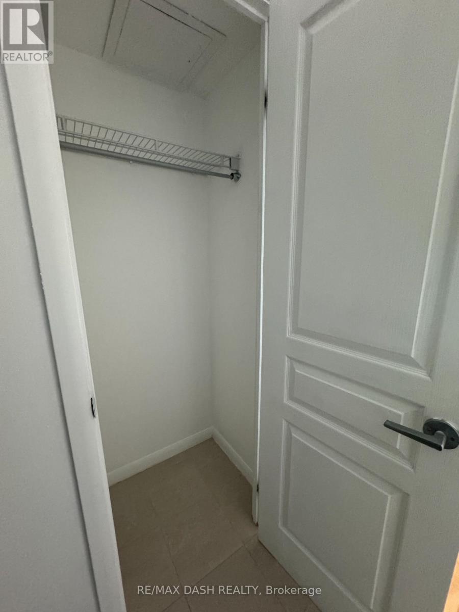 2809 - 18 Yonge Street Property Photo 13
