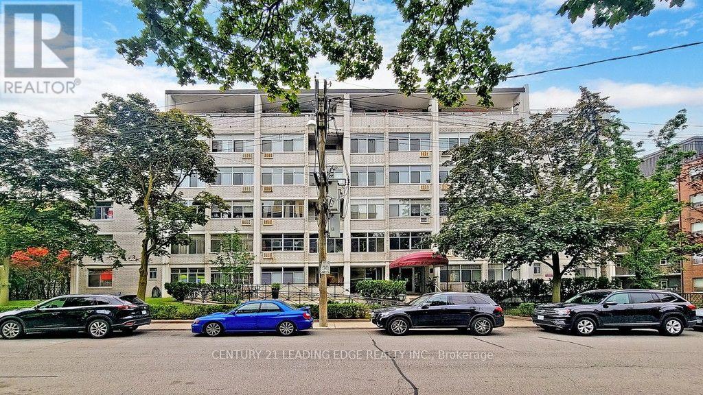 109 - 335 LONSDALE ROAD Property Photo 1