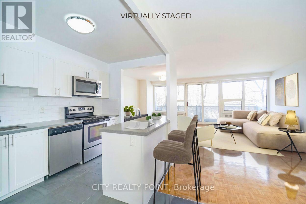 202 - 10 Shallmar Boulevard Property Photo 1