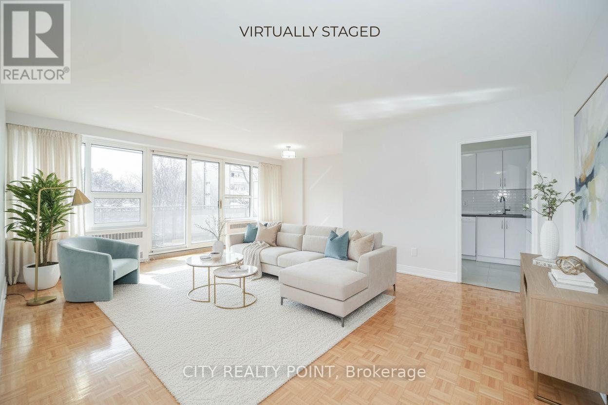 203 - 10 Shallmar Boulevard Property Photo 1