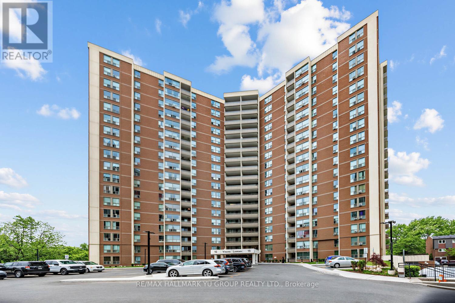 401 - 15 Vicora Linkway Property Photo 1
