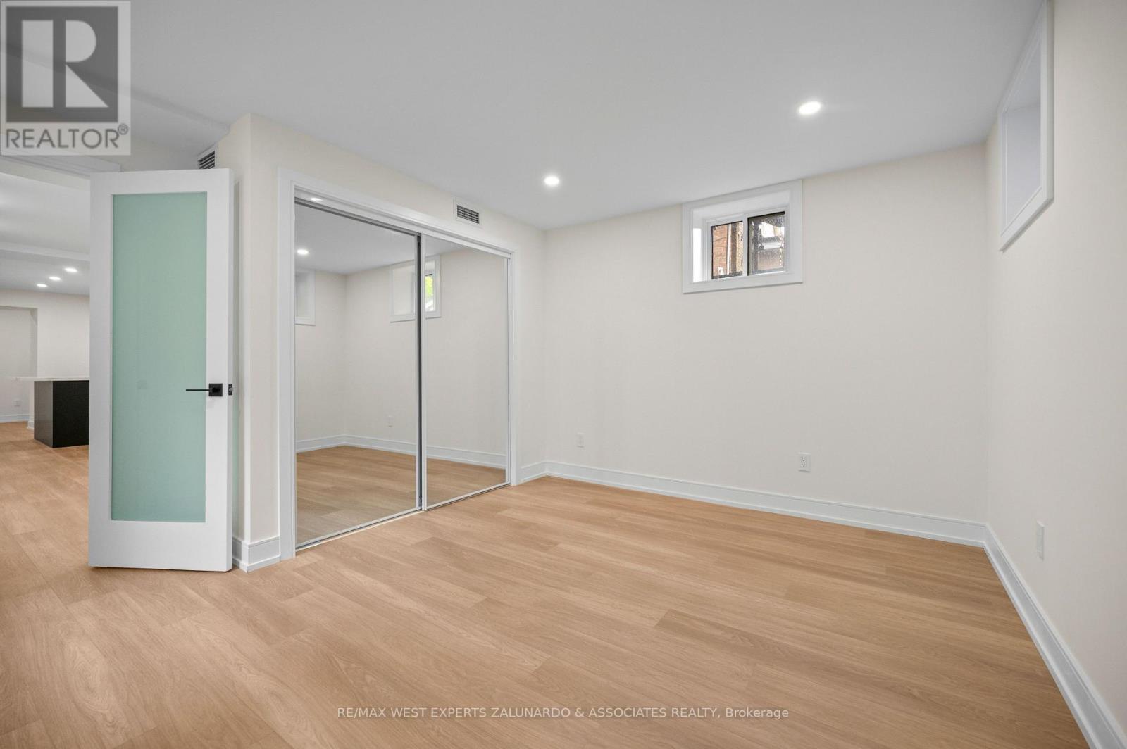 1 - 412 Glenholme Avenue Property Photo 14