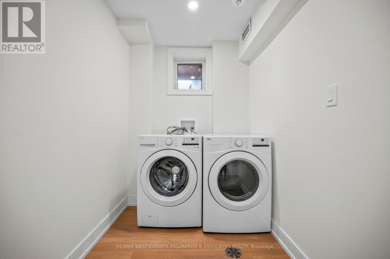 1 - 412 Glenholme Avenue Property Photo 19